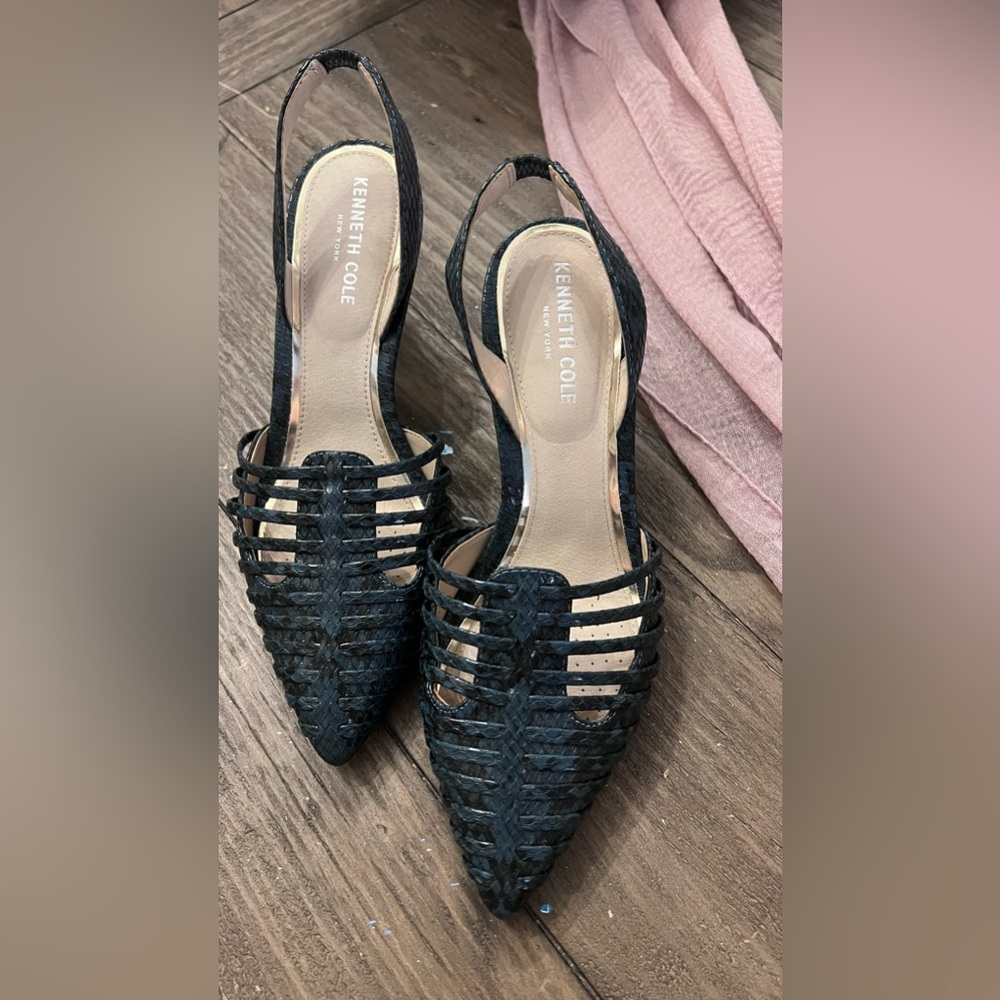 Kennith Cole, blue snake skin heel